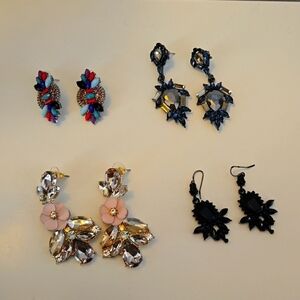 🪅🎀  Bundle of 4 pairs of evening earrings ✨️